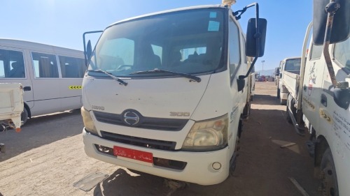 2015 TRUCK DOUBLE CABIN 3 TON, Reg 8300 HA