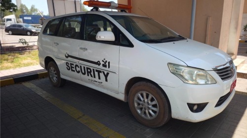 Lot-2: TOYOTA INNOVA 2013 (9733-YR)