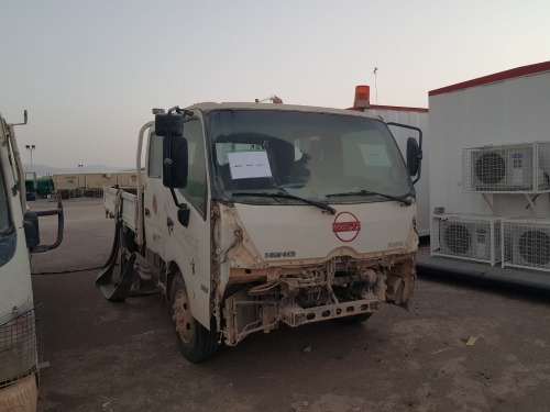 Lot-17: TRUCK DOUBLE CABIN-3 TON (HINO) - 785 DS - 2013