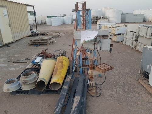 Lot-20: Tools (Drill, Torque Wrench, Sand Blaster, Jacks)