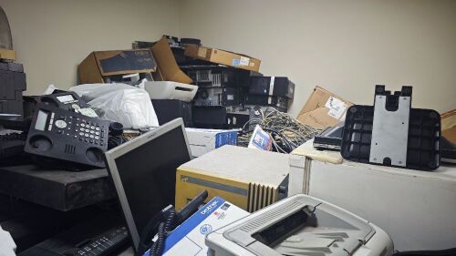 Lot-10: IT Waste &mdash; PCs, Monitors, Printers, Laptops & Cameras