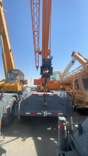 Lot-TGE1000: 1998 CR2810 CRANE LORAIN LRT230 30 TON