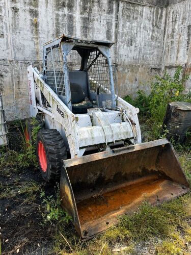 Lot-8: Surplus 1985 Backhoe, Bobcat 853