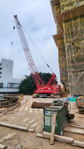 2013 Manitowoc 11000-1 Crawler Crane