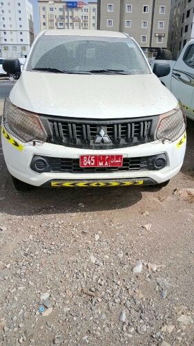 Lot-24: 845 - MA &mdash; Mitsubishi L200 4x4 (2019)