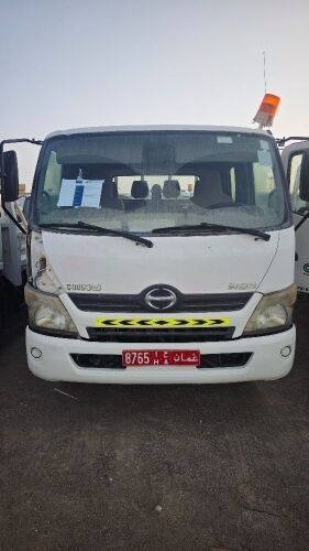 Lot-4: Used 2015 Hino Truck double cabin 3 ton
